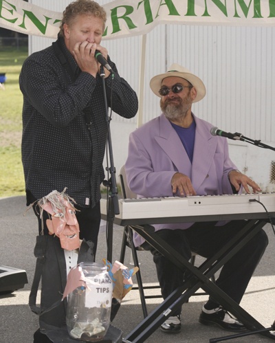 Jim King and Eddie 'Two Scoops' Moore gave the crowd at the Farmers' Market a full array of boogie-woogie Saturday.
