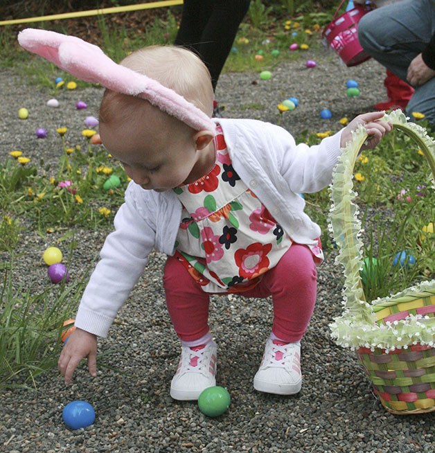 Hundreds of tiny participants grabbed eggs