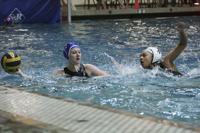Tahoma water polo faced Kentridge during game one of the Friday tournament at the Auburn Pool | Sarah Brenden