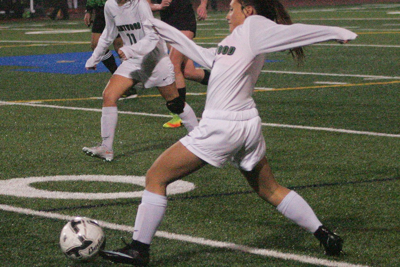 Kentwood girls soccer advanced to state tournament