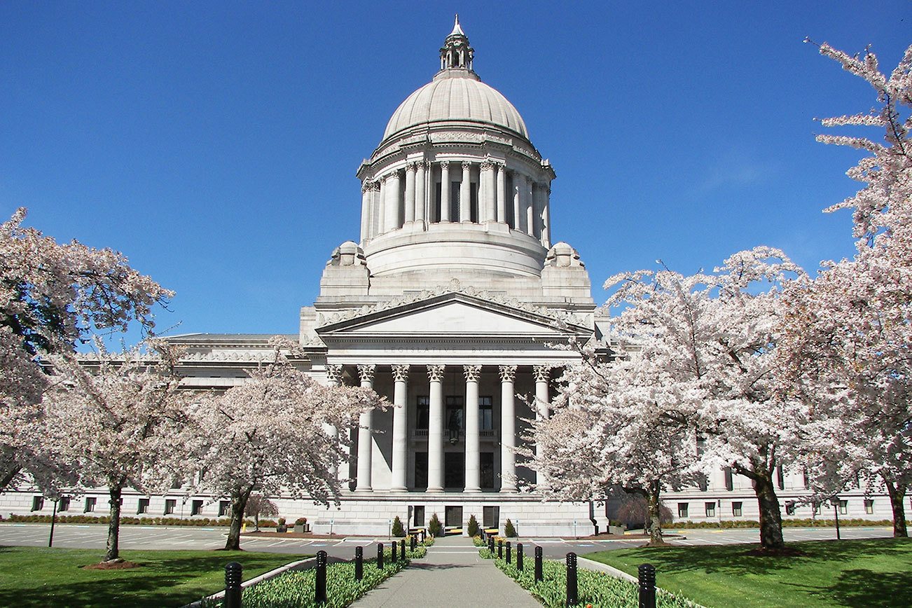 Legislature opens doors to 2017 long session