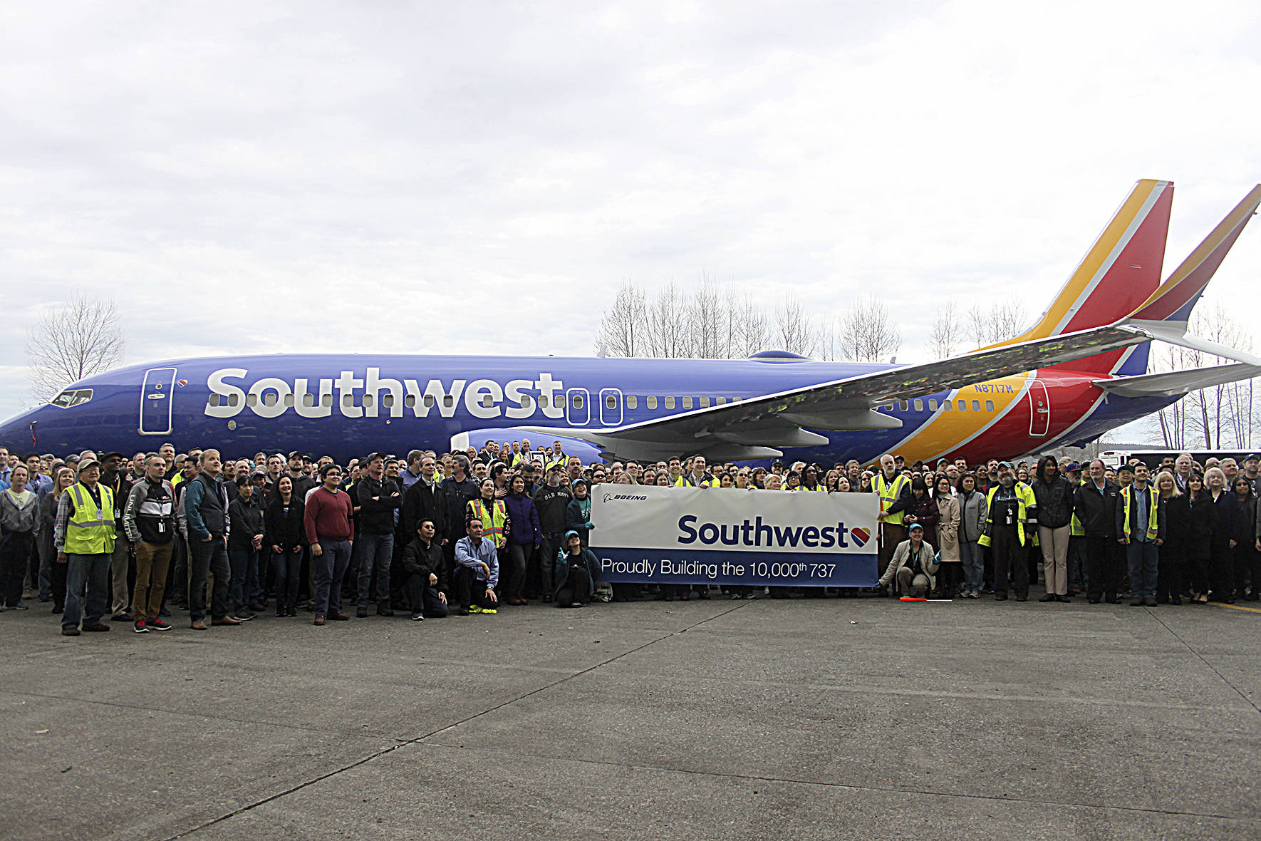 Hundreds of employees gather to celebrate the 10,000th 737 jetliner on March 13. Leah Abraham, Renton Reporter
