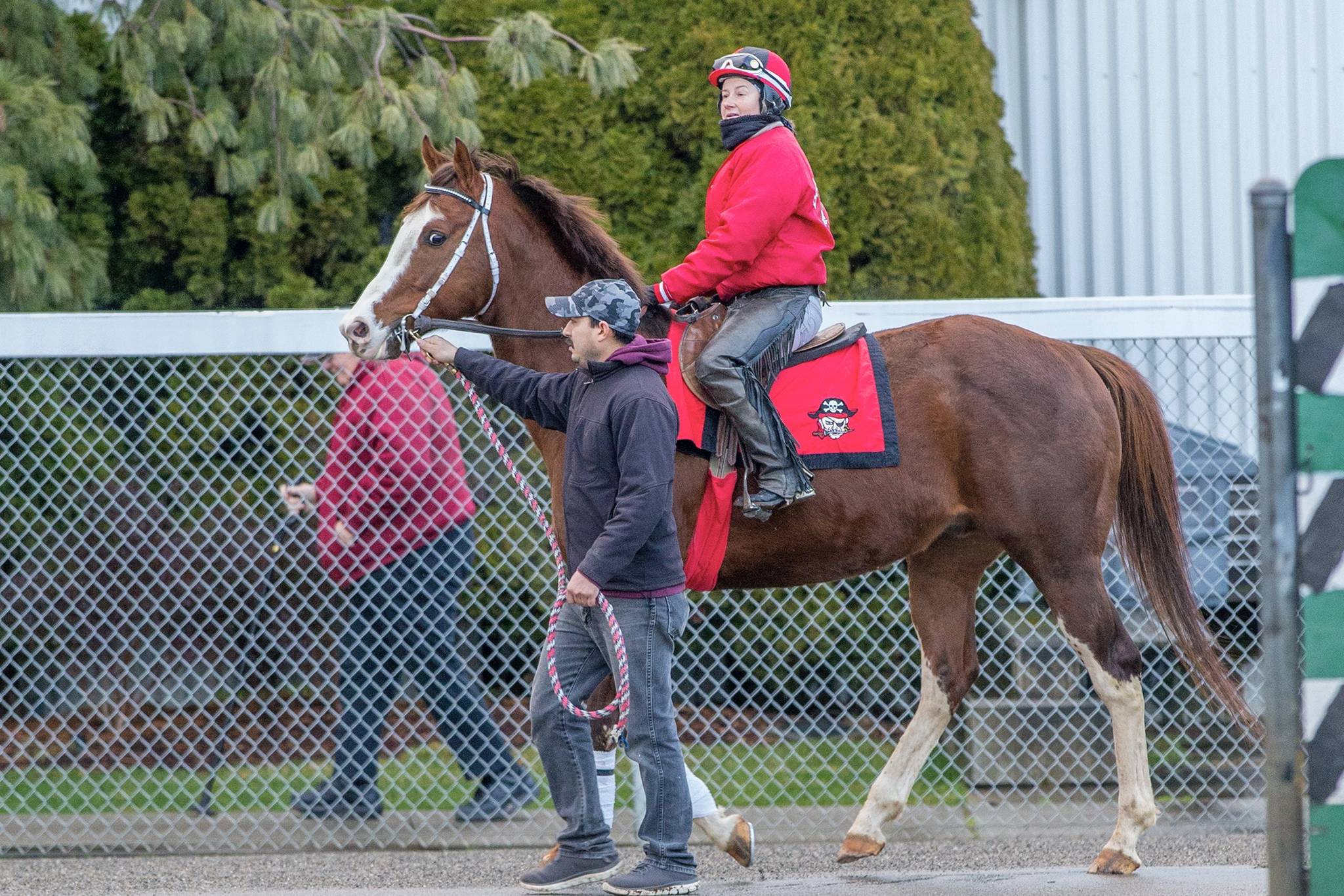 Emerald Downs to open for horse racing June 22
