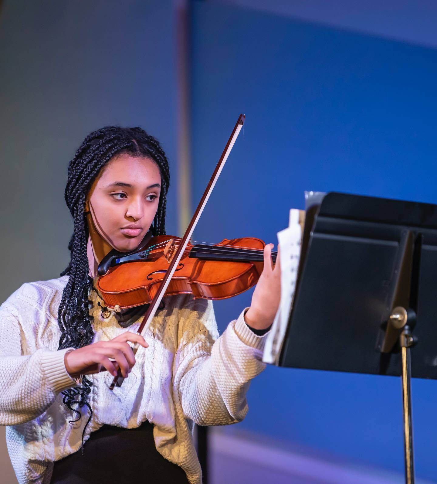 Eden Pawlos, a 10th grader at Kentridge High School and violinist with Key To Change, has gotten to perform with the Northwest Symphony Orchestra. Photo courtesy of Key To Change.