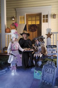 Tips on keeping safe and enjoying Halloween.