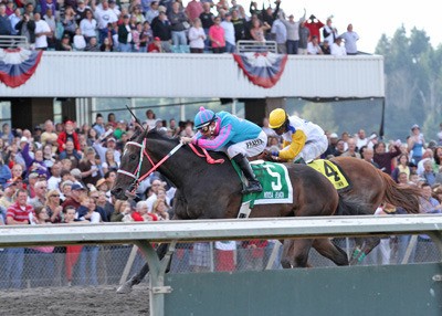 2010 Horse of the Meeting Noosa Beach captures the 75th running of the $250