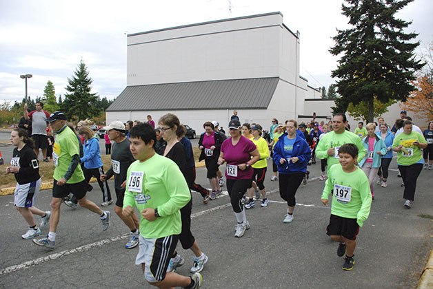 Runners at the front the pack take off at the start of the Summers End Fun Run in September 2012. This year’s event is sponsored by Outpaitent Physical Therapy and Rehabilitation Services.