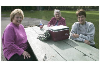Proving that picnics are fun in the fall