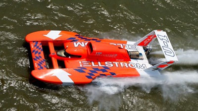 Auburn native Dave Villwock drives the U-16 Miss Elstrom