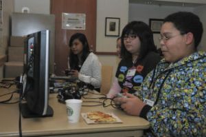 Library volunteers Amanda Peng