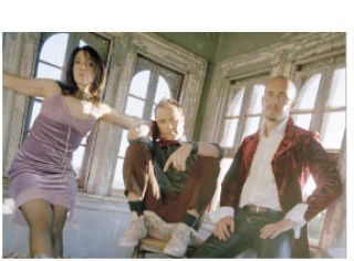 Vocalist AnnMarie Milazzo