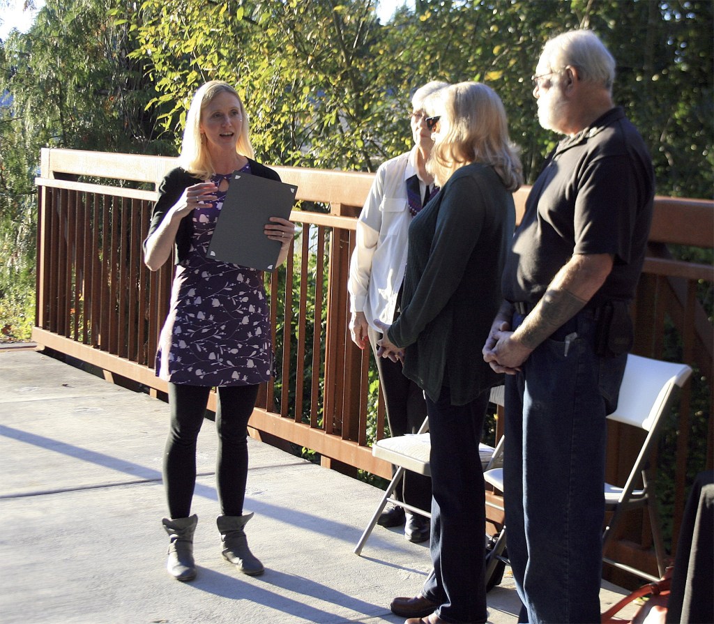 Jenkins Creek bridges named for Pearsons