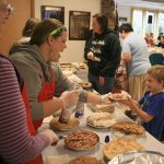 Community gathers Sunday for Thanksgiving dinner