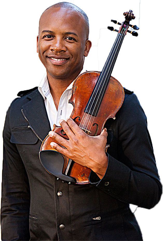 World-renown violinist returns home to teach youth