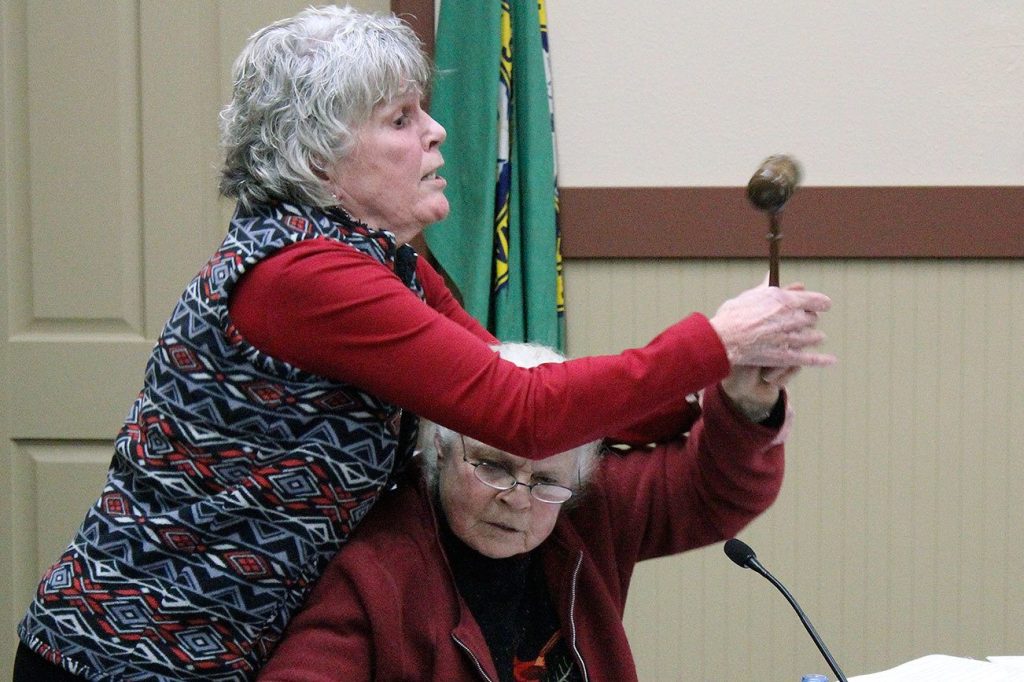 Grapple for the gavel highlights Black Diamond City Council meeting