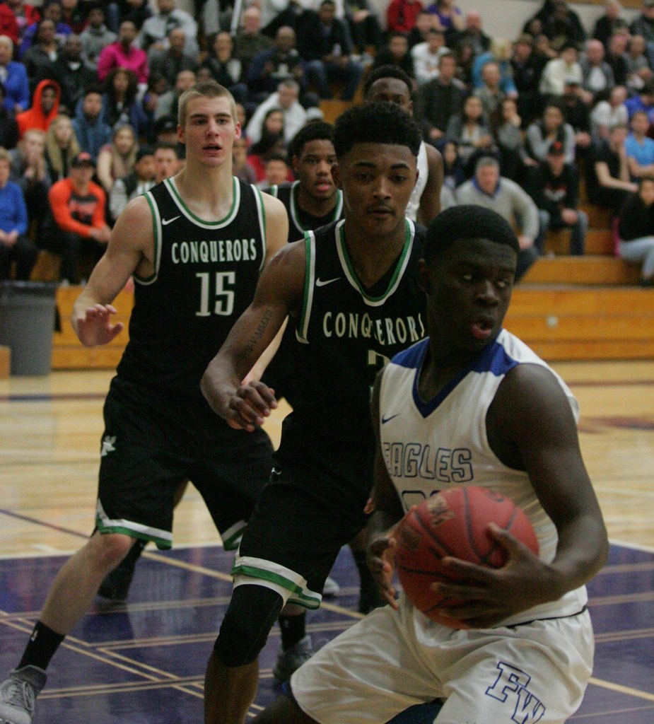 Conks lose to Federal Way, play in first round of state Wednesday | Photo Gallery