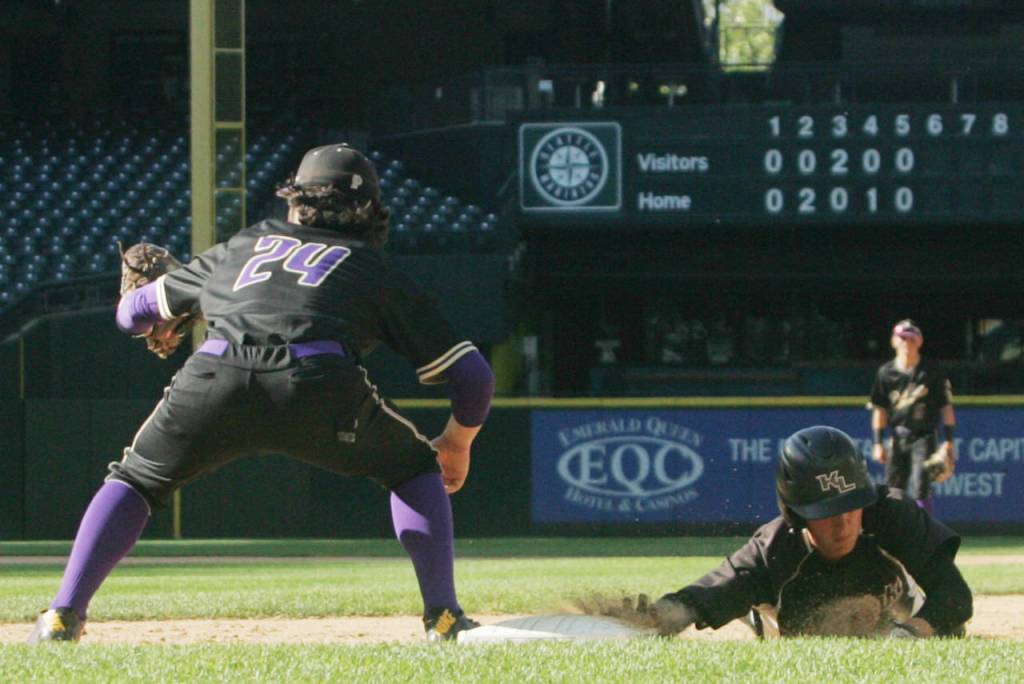 The Kentlake Falcons baseball team take second in the 4A state championship.