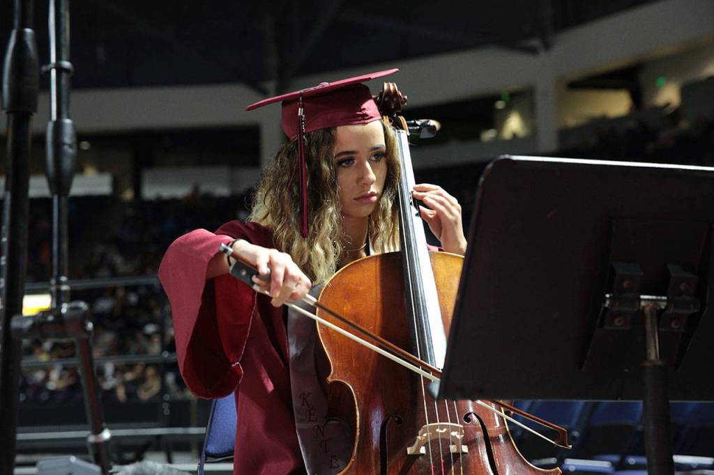 Caps off to the Kent School District’s Class of 2017 | PHOTO GALLERY