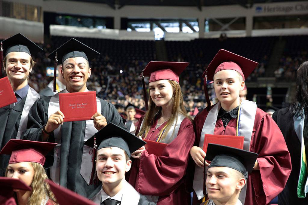 Caps off to the Kent School District’s Class of 2017 | PHOTO GALLERY