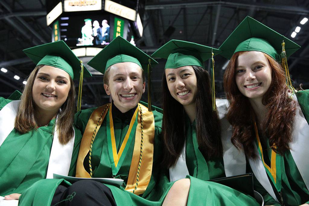 Caps off to the Kent School District’s Class of 2017 | PHOTO GALLERY