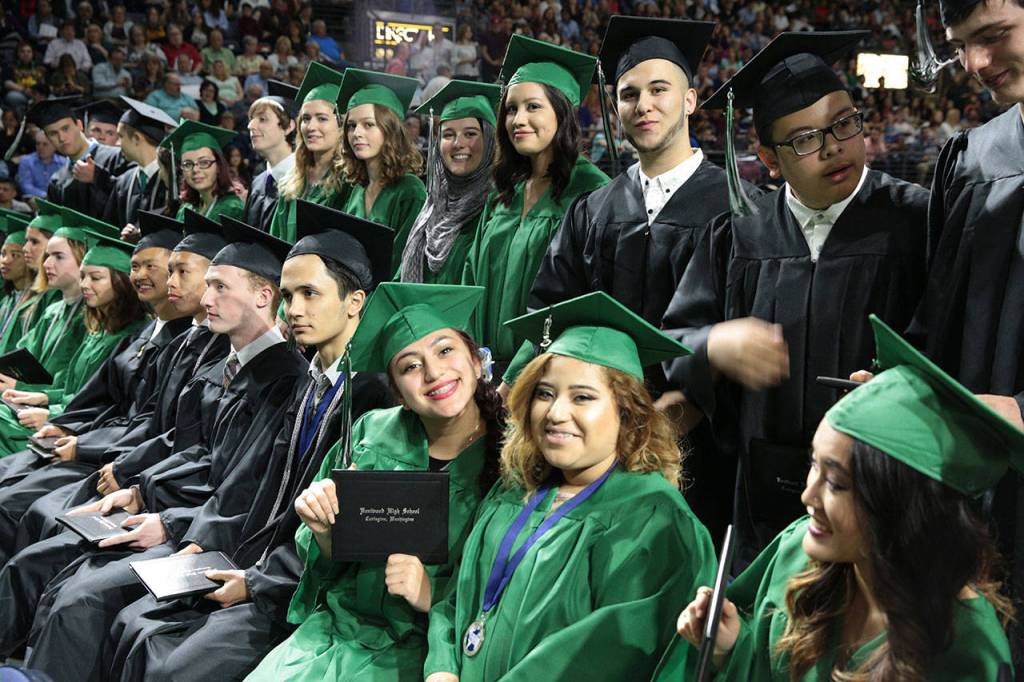 Caps off to the Kent School District’s Class of 2017 | PHOTO GALLERY