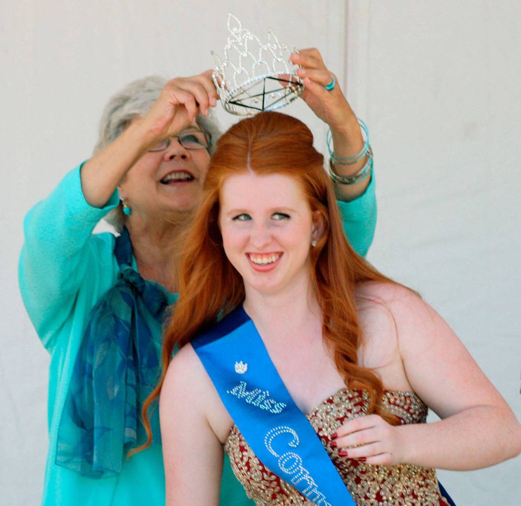 Kentlake graduate Hoefig chosen Miss Cornucopia 2017