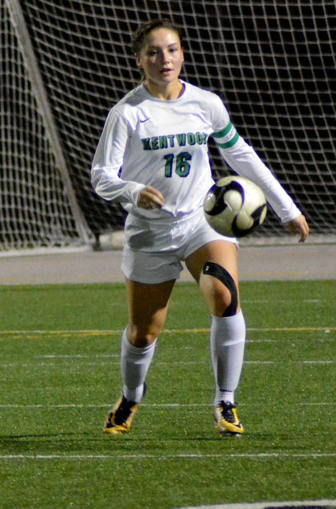 Kentwood takes on Hazen|Photo Gallery