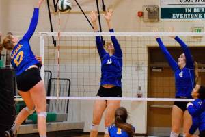Tahoma volleyball grabs fifth in state