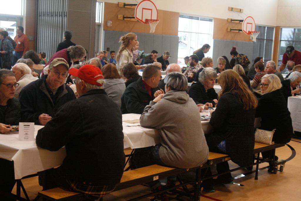 The season of giving|Photo Gallery