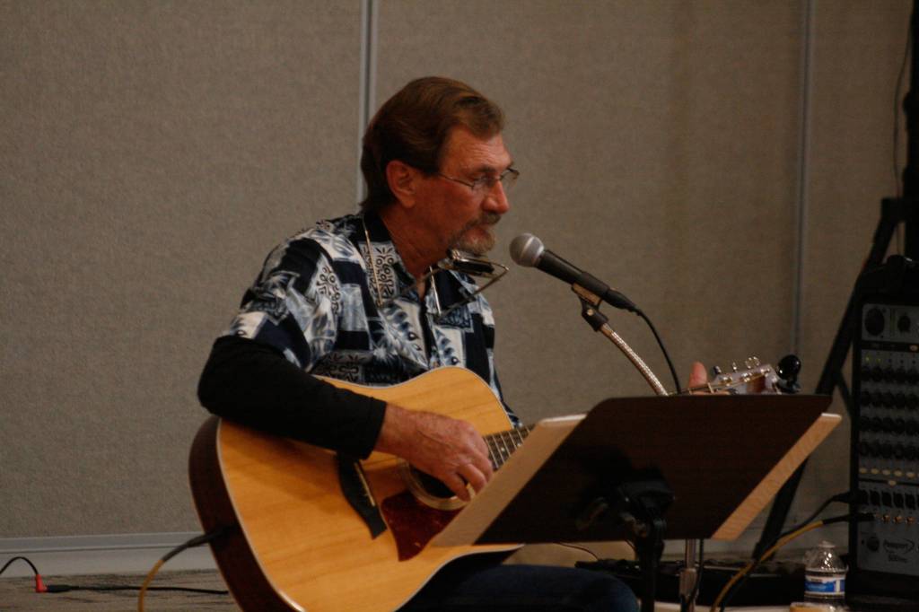 The season of giving|Photo Gallery