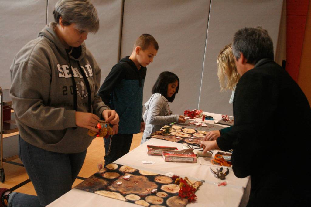 The season of giving|Photo Gallery