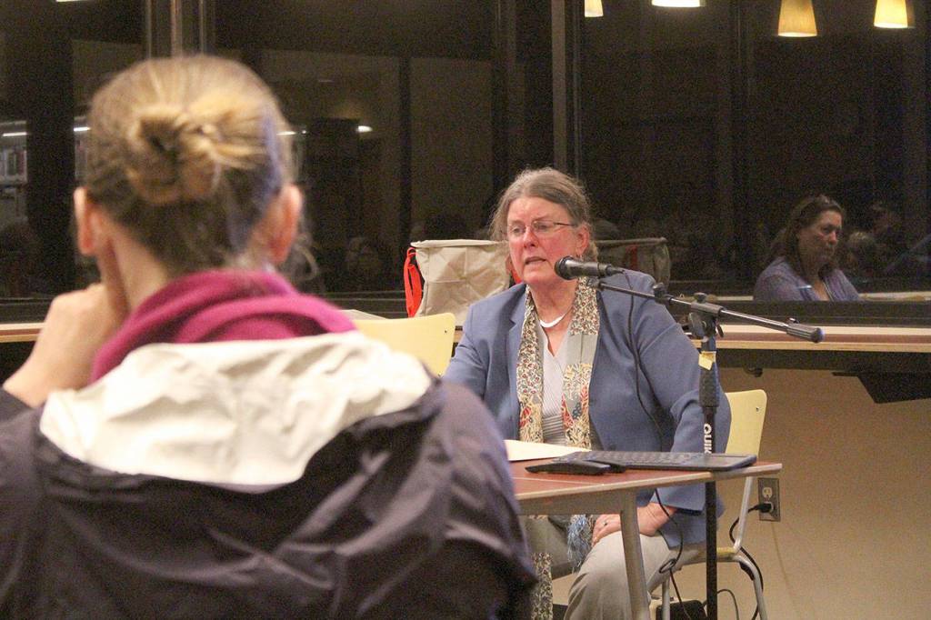 Pepper addresses ‘false’ recall charges in community meeting