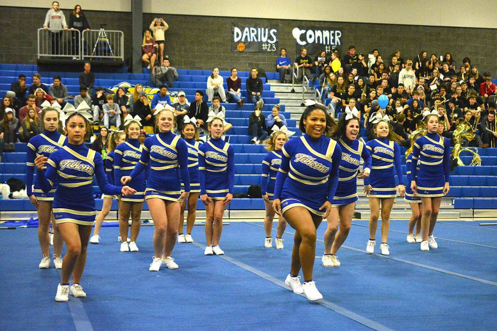 The Tahoma cheerleaders performed at a Tahoma boys basketball game on Jan. 17 at 7 p.m. It was the boys senior night as well. Photos by Kayse Angel