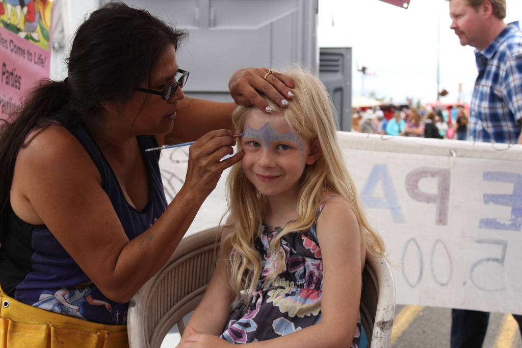 Photos by Ray Miller-Still