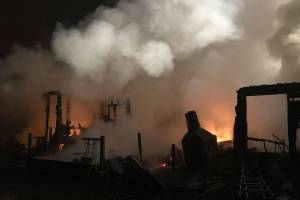 UPDATE: Maple Valley home destroyed by fire