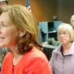 Murray, Democrats make final push for Schrier in Auburn visit