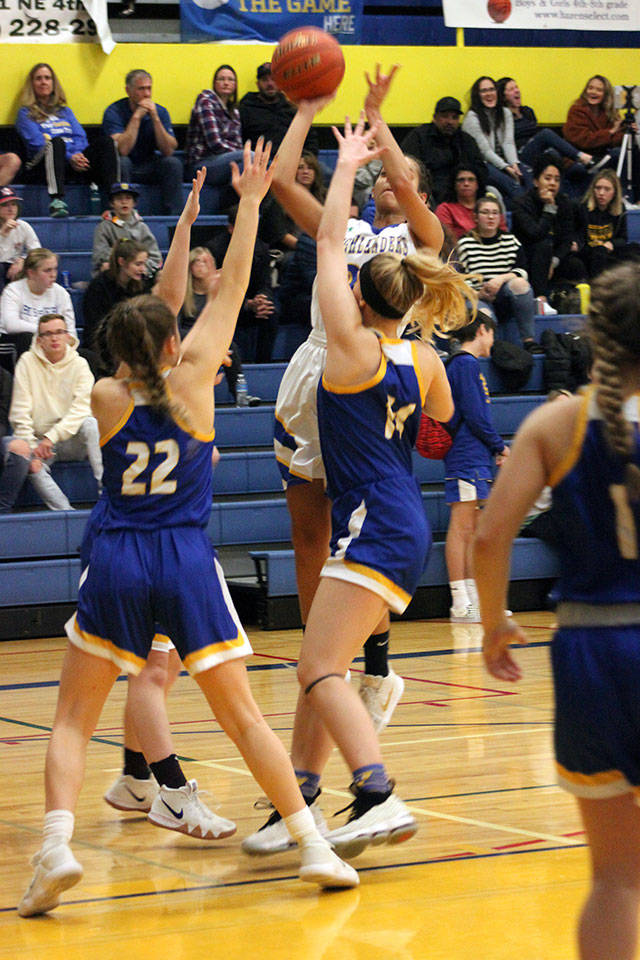 Photos from the Jan. 4 game by Sarah Brenden