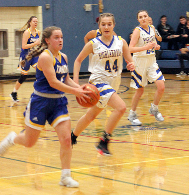 Photos from the Jan. 4 game by Sarah Brenden