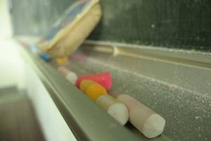 Parents file suit against Kent School District, board