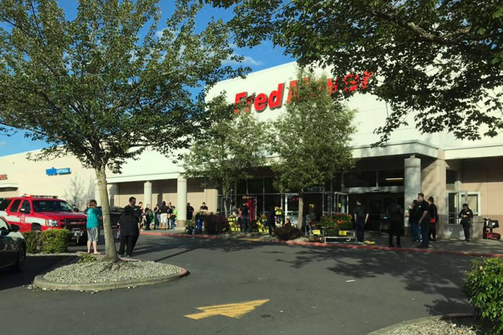 A fashion fire leads to evacuation