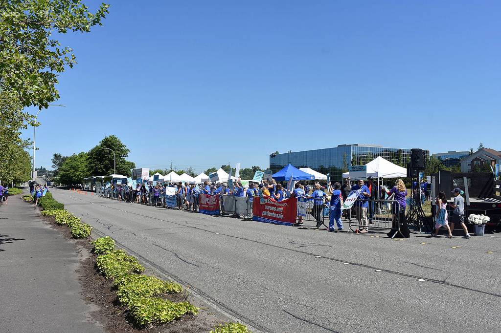 Local nurses cry ‘patients before profit’