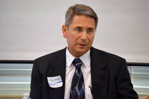 Tahoma superintendent resigns