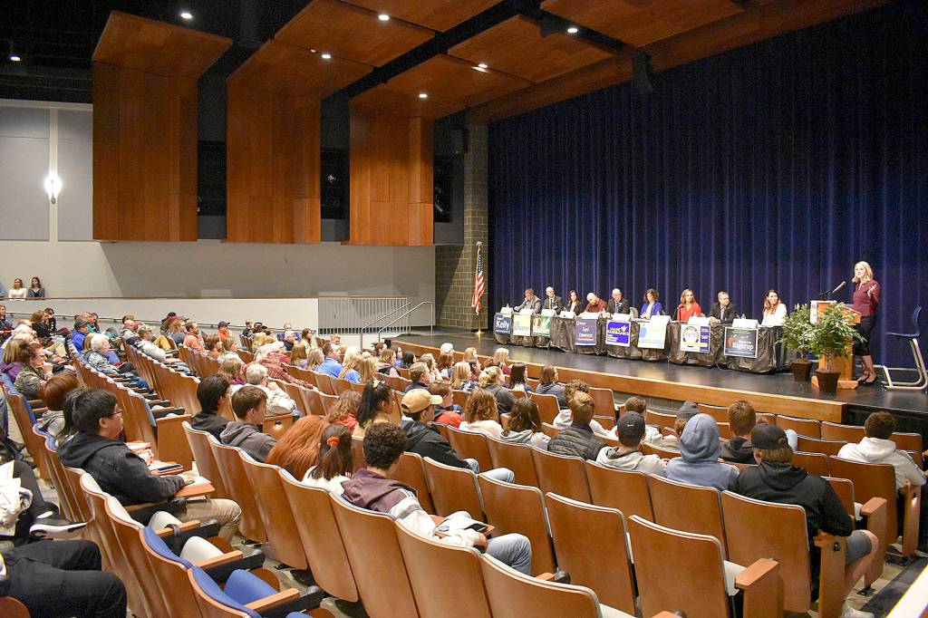 Photo by Haley Ausbun. The Maple Valley candidate forum, hosted by Maple Valley Black Diamond Chamber of Commerce, Thursday, Oct. 17 at Tahoma High School.