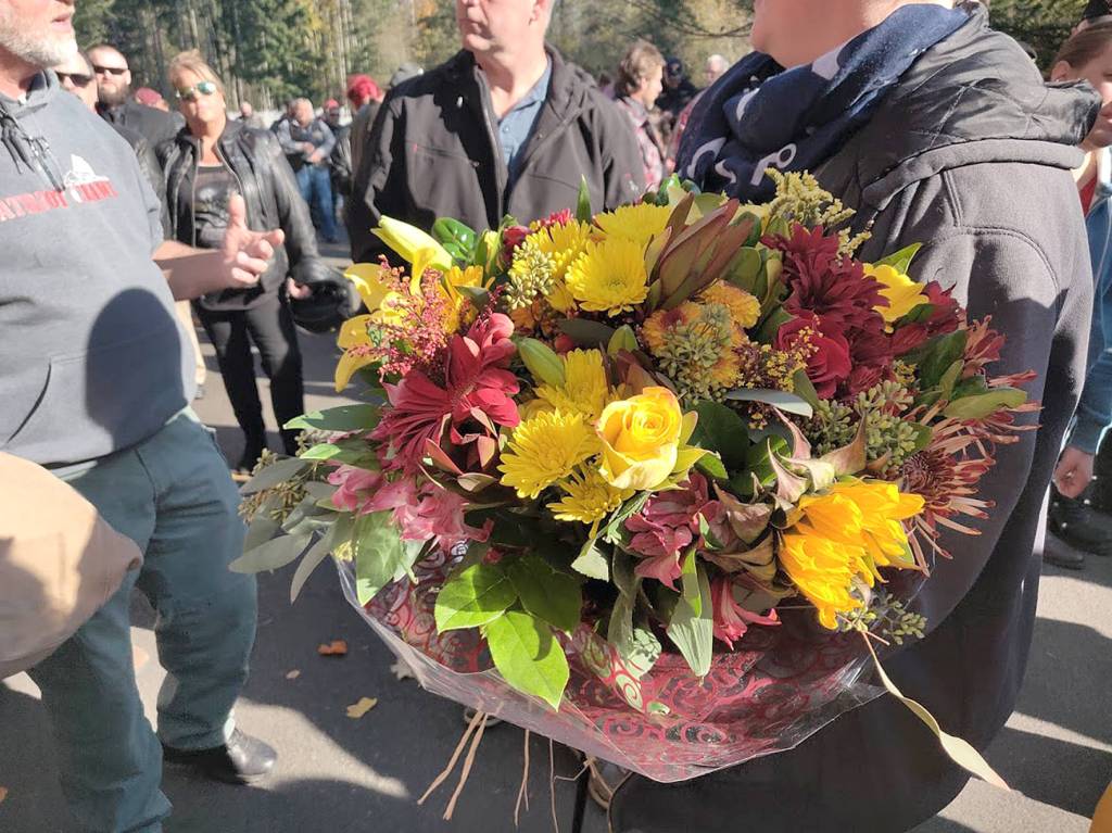 Never alone — unclaimed veteran supported by thousands