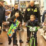 Covington Walmart flooded with kids, police and Santa’s Elves