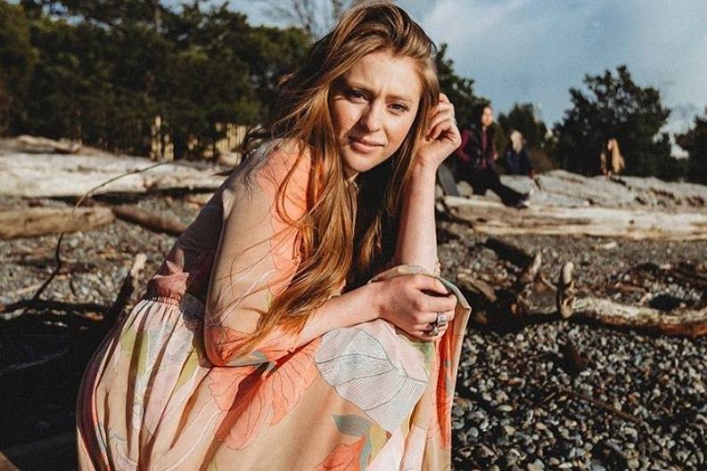 Zan Fiskum, 22, of Maple Valley, is one of nine finalists on NBCs The Voice. Her father John Fiskum works for the city of Kent. COURTESY PHOTO, City of Kent