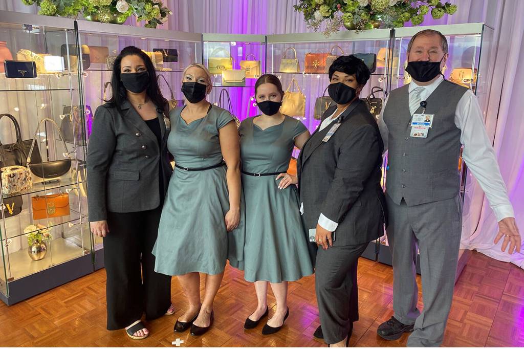 Snoqualmie Casino invites job seekers to meet with leaders from various departments within the casino business operation this Saturday during a hiring fair at the Greater Maple Valley Community Center.