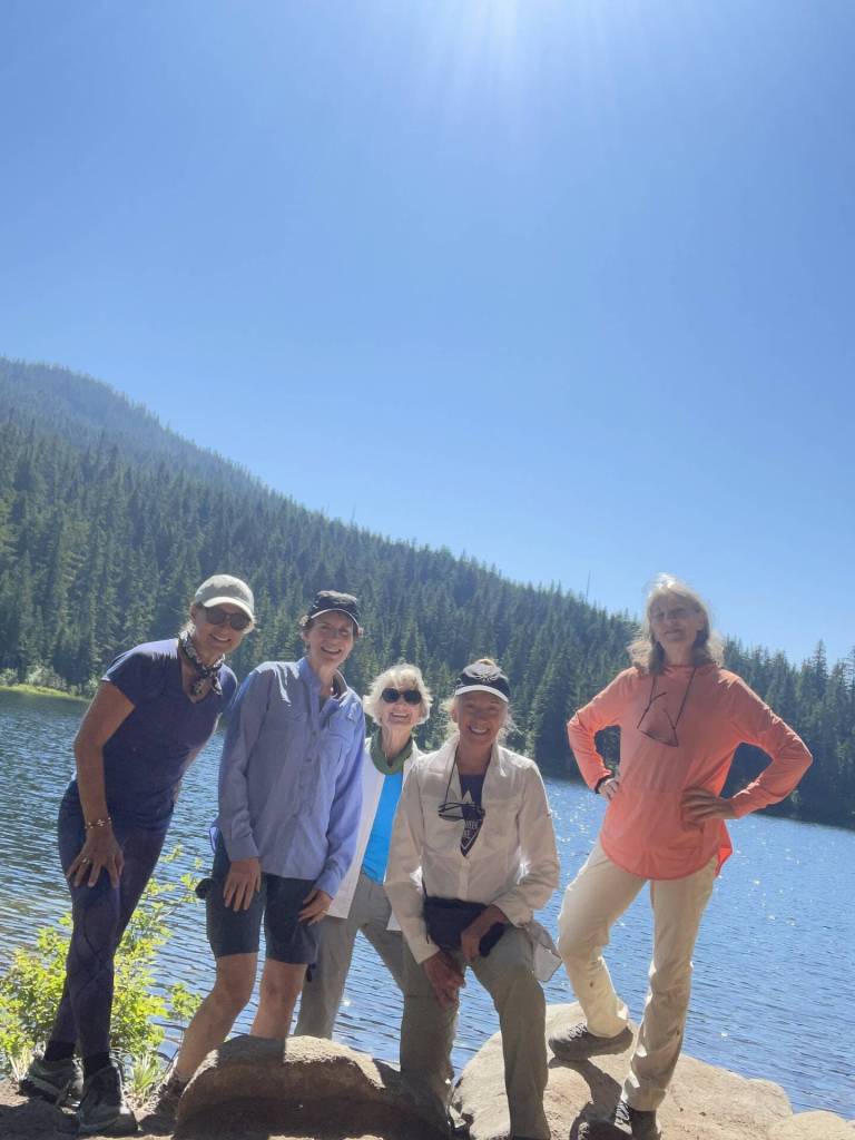 Olallie Lake hike with Team Survivor Northwest near Snoqualmie Pass.